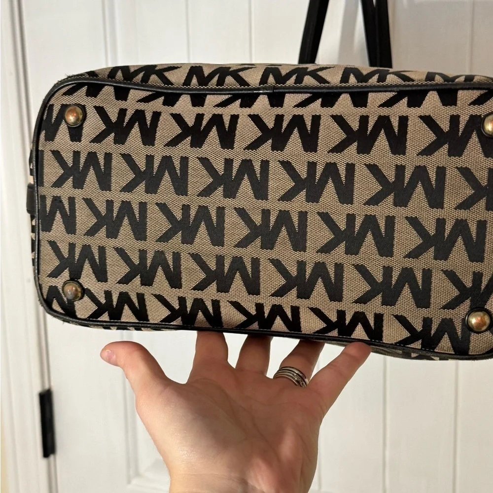 Michael Kors Monogram Tan and Black Jet Set Tote